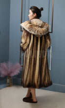 Load image into Gallery viewer, Real Fitch Fur Coat Lynx Fur Collar Hooded
