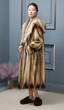 Load image into Gallery viewer, Real Fitch Fur Coat Lynx Fur Collar