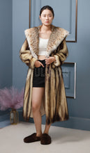 Load image into Gallery viewer, Real Fitch Fur Coat Lynx Fur Collar Hooded