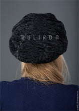 Load image into Gallery viewer, Black Astrakhan Karakul Swakara Fur Beret Hat Lady Winter Sheep Fur Beanies Hat for Women Fashion Winter Lamb Fur Hat