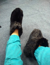 Load image into Gallery viewer, European-style Winter New Style Mink Fur Thick Soled Short Fur Boot Mink Snow Boots Warm Women's Shoes Colors Shipped Randomly