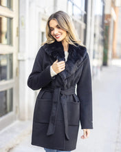 Load image into Gallery viewer, Short Coat Cashmere and Wool Detachable Shearling Lamb Collar Ladies Cashmere Coat Leather Jackets for Ladies Fashion Winter