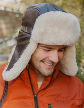 Load image into Gallery viewer, Men's sheepskin aviator cap, warm hat, earflap cap, wool hat