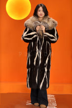Load image into Gallery viewer, Full length natural skunk fur coat with fox collar