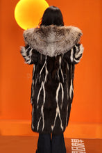Load image into Gallery viewer, Full length natural skunk fur coat with fox collar