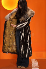 Load image into Gallery viewer, Full length natural skunk fur coat with fox collar
