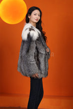 Load image into Gallery viewer, Natrual Saga platinum gold fox fur coat & jacket