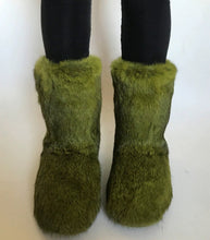 Load image into Gallery viewer, Two-tone Rabbit Fur Snow Boots Women's Rabbit Fur Boots Wholesale Winter Warm Fur Boot Green Brown Black