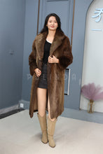 Load image into Gallery viewer, Full length beaver fur coat with english collar3