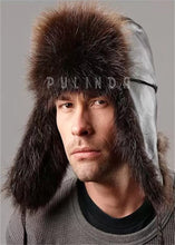 Load image into Gallery viewer, Beaver Fur Trapper Hat for Men Wholesale Men Winter Warm Ushanka Russian Aviator Fur Hat Hunting Hat