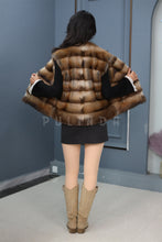 Load image into Gallery viewer, Women Genuine Muskrat Fur Vest