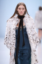 Load image into Gallery viewer, Saga fox fur coat  in imitation of lynx fur