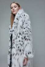 Load image into Gallery viewer, Saga fox fur coat  in imitation of lynx fur