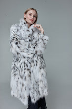 Load image into Gallery viewer, Saga fox fur coat  in imitation of lynx fur