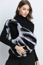 Load image into Gallery viewer, Ladies Real Rex Chinchinlla Fur Shoulder Bag Handbag