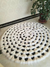 Load image into Gallery viewer, Round Circular Fox Fur Rugs Carpets