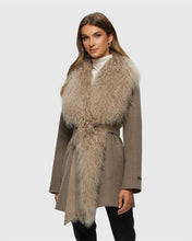 Load image into Gallery viewer, Autumn Winter Coat Elegant Woolen Cashmere Wool Coat with Belt and Mongolia Sheep Fur Closure Leather Jackets for Ladies
