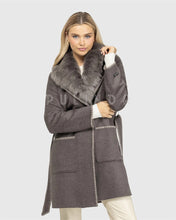 Load image into Gallery viewer, Cashmere Wool Coat Cost with Embroidery Belt Detachable Shearling Lamb Collar Leather Jackets for Ladies
